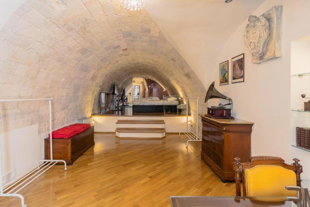 Palazzo Di Citta Bari Villa Ngoại thất bức ảnh